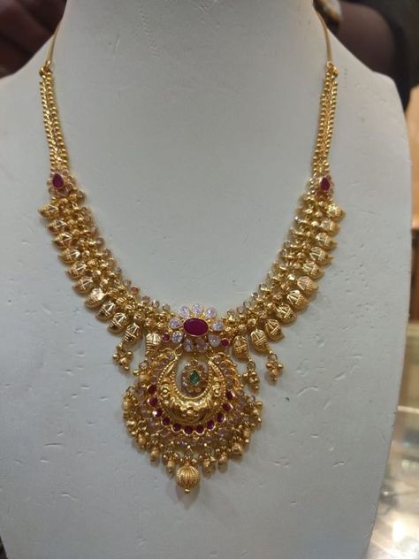 Gold Necklace For Women Indian, New Model Necklace Designs, Mangomala Jewellery Designs, New Model Necklace Designs Gold, 40 Grams Gold Necklace Designs, Neck Necklace Gold, Lakshmi Necklace Gold, Gold Necklaces Women Indian, New Necklace Designs Gold