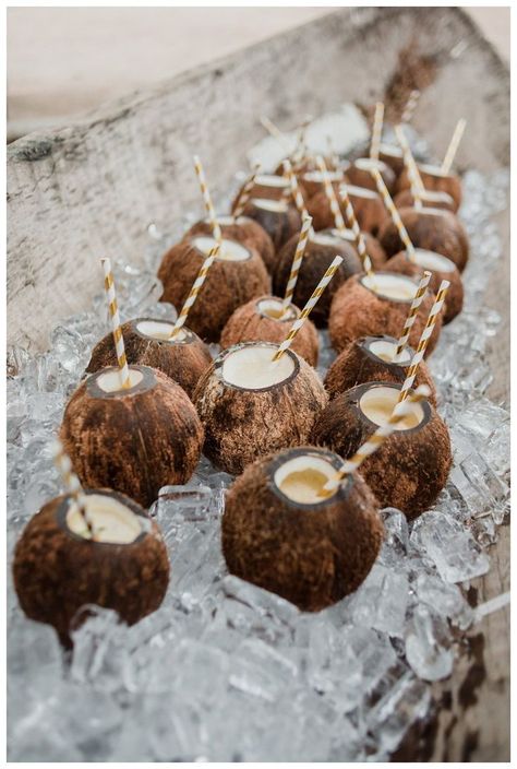 Tamarindo Costa Rica, Dream Beach Wedding, Colorful Wedding Flowers, Coconut Drinks, Costa Rica Wedding, Beach Wedding Inspiration, Wedding Beach Ceremony, Beach Ceremony, Beach Wedding Decorations