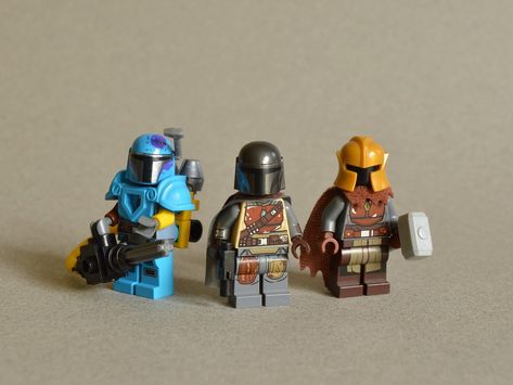 The Mandalorians | I upgraded the arms and cape on Mando and… | Flickr Lego Mandalorian Moc, Lego Mandalorian, Lego 3d, The Armorer, Heavy Infantry, Lego Stickers, Lego Character, Lego Jedi, Lego Pokemon