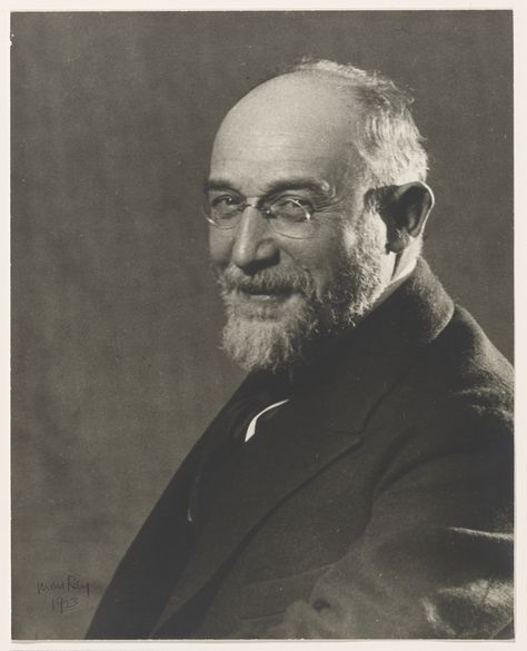 ”Boredom is deep and mysterious” Erik Satie (photo Man Ray) Erik Satie, Getty Center, Getty Villa, J Paul Getty, Getty Museum, Silver Print, Gelatin Silver Print, Man Ray, Museum Collection