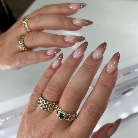 Nails And Rings, Classy Acrylic Nails, Nagel Inspo, Cat Kuku, Neutral Nails, Brown Nails, Fire Nails, Minimalist Nails, Chic Nails