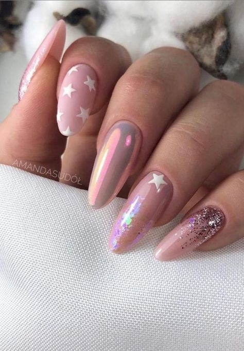 #nail #nails #nailart #art #gelnail #gelnails #lovingnails #almondnails #shinynails #almondnail #shinynail Almond Nail Art, Unghie Nail Art, Sharp Nails, Almond Nail, Nail Tattoo, Popular Nails, Cat Kuku, Pretty Acrylic Nails, Fancy Nails