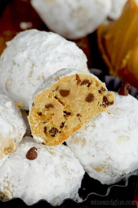 Peanut Butter Chocolate Chip Snowball Cookies | Wine and Glue Chocolate Chip Snowball Cookies, Easy Peanut Butter Pie, Snowball Cookie Recipe, Chocolate Chip Cookie Cake, Snowball Cookies, Peanut Butter Brownies, Holiday Cookie Recipes, Peanut Butter Lovers, Easy Peanut Butter