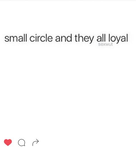 Me And My Best Friend Funny Quotes, Small Circle Quotes, Protective Friend, Small Sayings, Paz Mental, Life Quotes Love, Small Circle, Bio Quotes, Instagram Quotes Captions