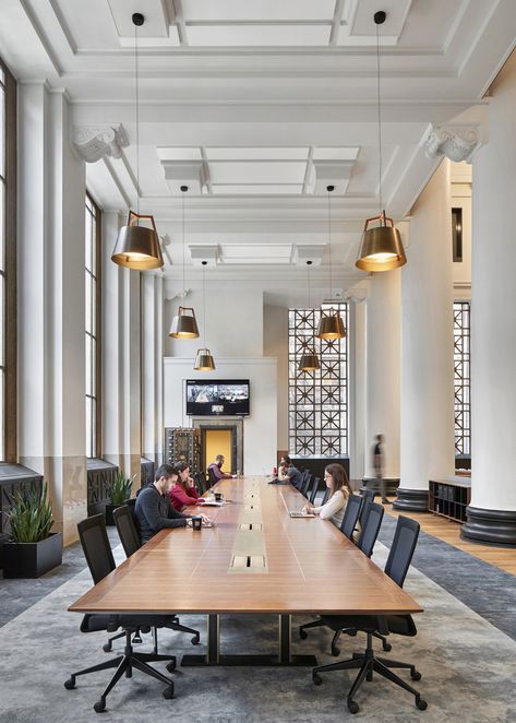 Gallery of The Winners of the 2019 ArchDaily Refurbishment in Architecture Awards - 3 Heritage Office Design, Heritage Office, Architect Sketchbook, Architect Logo, Banks Building, Modern Ceiling Lamps, Corporate Interiors, Antique Modern, Architecture Awards