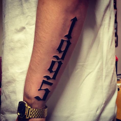 Year Of Birth Tattoo Men, Birth Year Tattoo Forearm, Year Tattoo Number Arm, Birth Year Tattoo Men, Birth Year Tattoo Ideas, Year Tattoo Ideas, Est. Tattoo, Birth Year Tattoo, Thigh Tattoo Men