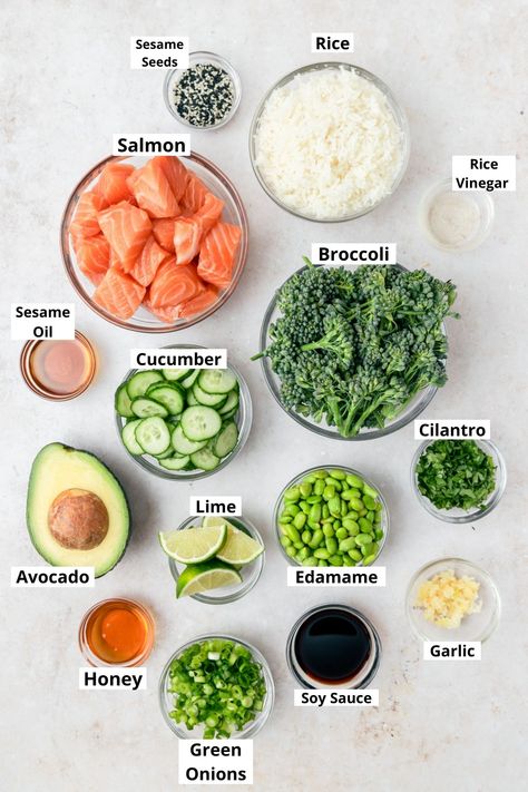 Rice Bowls Healthy, Crispy Broccoli, Sushi Bowl Recipe, Poke Bowl Recipe, Salmon Rice Bowl, Salmon Rice, Healthy Bowls Recipes, Rice Bowls Recipes, Honey Garlic Sauce