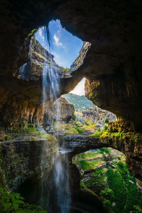 14 Amazing Waterfalls Around The World You Have To Travel To See! - Hand Luggage Only - Travel, Food & Photography Blog Waterfall Pictures, Mountain Waterfall, Belle Nature, Image Nature, Waterfall Photography, Les Cascades, Landscape Features, Beautiful Places Nature, Beautiful Photos Of Nature