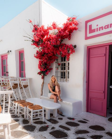 🇬🇷Best villages to visit in Paros -Greece🌸⬇️ & best beaches, best food spots -Parikia -Lefkes -Aliki -Naoussa -Drios -Marpissa -Kostos -Piso Livadi 🩵Stay: Tarsa studios 🥗Places to eat: -Sousouro -Distrato Cafe -Ragoussis Bakery -Cafe Symposium Paros -Hellas -Cuore Rosso -Barbarossa -Ramnos Cafe 🏖️Beaches -Parosporos Beach -Kolympethres Beach -Punda Beach -Molos Beach 📆 Best time to visit the island of Paros : May, June& Sept ©️No reposts. Copyright. Content belongs to sunkissedblonde... Gimmelwald Switzerland, Sirmione Italy, Paros Island, Paros Greece, Split Croatia, Food Spot, Places In Europe, Visiting Greece, Bakery Cafe