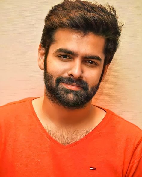 Ram Pothineni Hairstyle, Ram Pothineni Images Hd, Ram Pothineni Images, Ram Pothineni Hd Pics, Hair Look Boy, Ram Potheneni, Artwork Reference, Ram Pothineni, Chocolate Boy