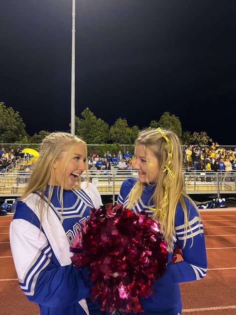 Blonde Cheerleader Aesthetic, Fnl Cheer, Blonde Cheerleader, Cheerleading Aesthetic, Cheer Aesthetic, Senior Cheerleader, Cheer Flyer, Blonde And Brunette Best Friends, Cheer Season