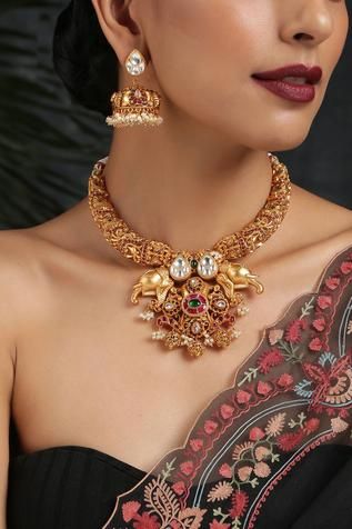 Shop for Paisley Pop Temple Choker Pendant Set Online at Aza Fashions Temple Work, Statement Jewelry Necklace, Necklace Closure, Byzantine Necklace, Temple Jewelry Necklace, Work Necklaces, Red Tone, Necklace Set Indian, Temple Jewelry