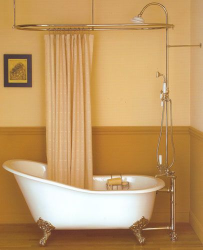 Clawfoot tub shower... Not the right tub- but the right plumbing with the three outputs. Clawfoot Tub Shower Curtain, Claw Tub, Clawfoot Tub Bathroom, Modern Vintage Bathroom, Bathtub Shower Combo, Clawfoot Tub Shower, Vintage Bathroom Decor, Bad Inspiration, Bear Claw