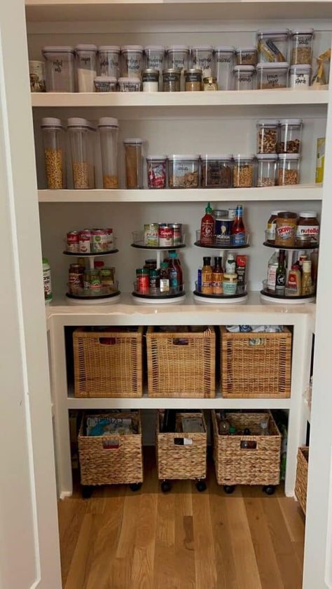 20 Rattan Bin Pantry Organization Ideas » Lady Decluttered Pantry Organization Wire Baskets, Open Pantry Cover Ideas, Organised Pantry Aesthetic, Pantry Organization Drawer, Open Pantry Organization Ideas, Pantry Storage Baskets, Shallow Pantry Organization, Small Pantry Makeover Ideas, Pantry Design Shelves