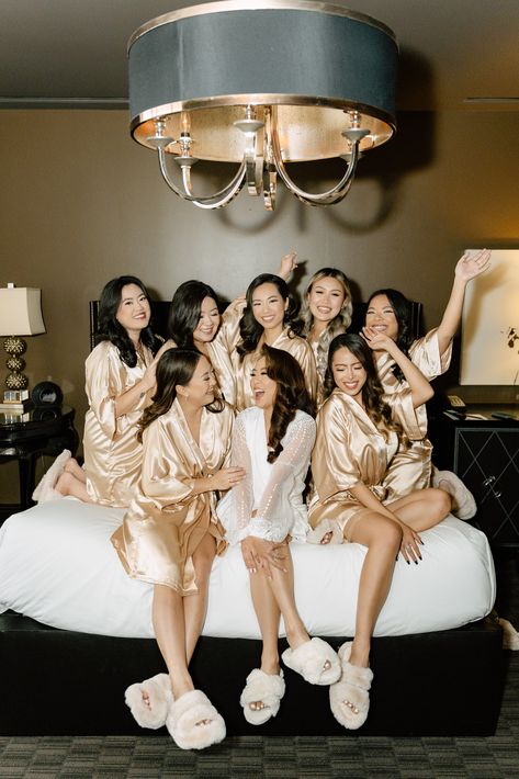 Pre-ceremony pajama session with your bridesmaid at Hotel Zaza in downtown Houston. Photographed by a Houston based photograpgher. Bride And Bridesmaid Pictures, With Bridesmaid, Bridesmaid Poses, Spring Wedding Photos, Bridesmaid Pictures, Bridal Party Getting Ready, Bridesmaid Photoshoot, Bride Pictures, Bride Shower