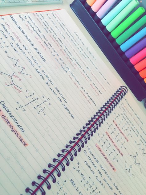 Chemistry A Level Aesthetic, A Level Aesthetic, Pharmacy Chemistry, A Level Chemistry Notes, Gcse Tips, Chemistry A Level, Hannah Aesthetic, A Level Chemistry, Maths Notes