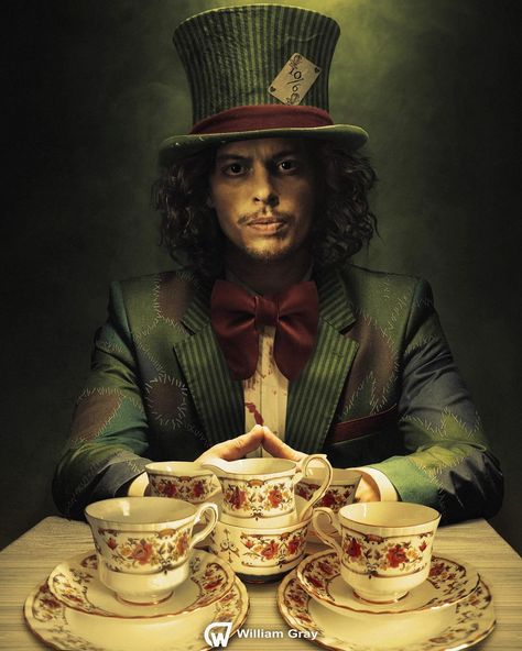 William Gray on Instagram: “Benedict Samuel as the Mad Hatter in Gotham - Done in Photoshop. . . . @web.of.smiles @skull101ify @gothamonfox @jaxsonderr @bobatalks…” Benedict Samuel, Gotham Rogues, Jervis Tetch, Gotham Characters, Gotham Tv Series, Gotham Series, Batman Concept, Gotham Villains, Gotham Tv