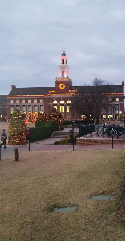 Oklahoma State University Dorm, Oklahoma State University Aesthetic, College Wallpaper, Oklahoma University, Oklahoma Travel, Osu Cowboys, Dream Collage, University Dorms, Go Pokes