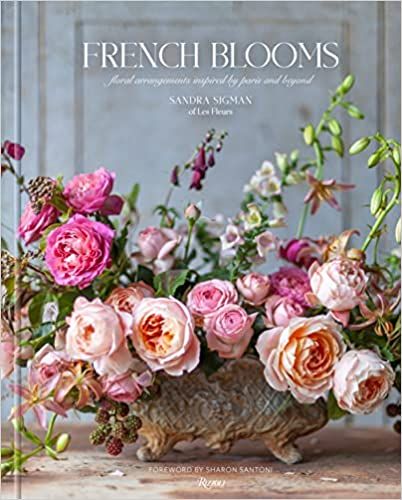 Parisian Flowers, Dining Room Arrangement, Art Genres, Harvest Tables, Garden Cloche, Crane Estate, Arrange Flowers, My French Country Home, Classic French Style