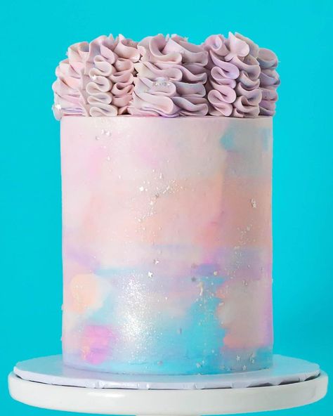 Brittanie on Instagram: “A Galaxy cake, but make it pastel✨⁣ ⁣ @thesugarart - DiamonDust⁣ @sweetapolita - Silver Confetti Stars⁣ @sweetsticksau - Pearl White Edible…” Opal Birthday Cake, Holographic Cake Ideas, Iridescent Birthday Cake, Holographic Cake, Iridescent Cake, Iridescent Cake Pops, Rainbow Sparkle Cake, Watercolour Cakes, Diamond Theme Party