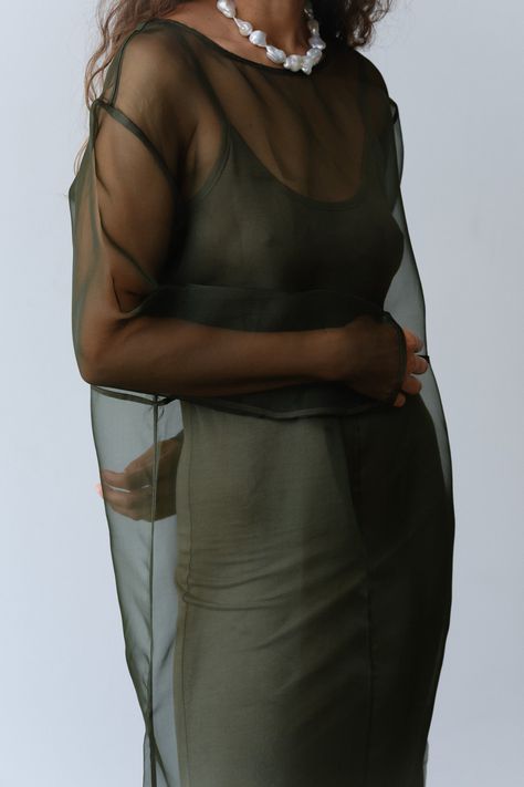 The Organza Dress is crafted from 100% silk and features, piping details throughout, side slits at the bottom, and a boxy fit. Please note this is a sheer style as intended. We love to layer it with The Jersey Slip Dress for coverage. Made in Los Angeles Silk Overlay Dress, Sheer Silk Dress, Sheer Dress Outfit, Insect Dress, Organza Outfit, Organza Fashion, Sheer Overlay Dress, Organza Dresses, Dress Layering