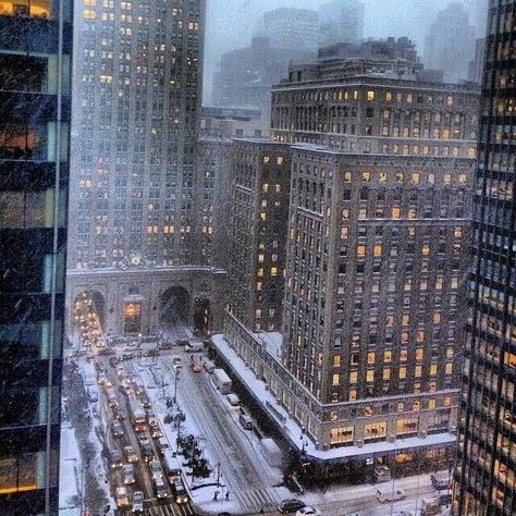 Winter In The City, New York Noel, Aesthetic Snow, Winter Nyc, Nyc Christmas, Me U, Nyc Aesthetic, Winter Destinations, Nyc Life