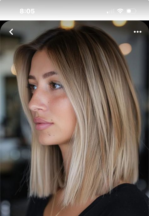 Long Balayage Bob, Mid Length Blonde Hair Balayage Straight, Mid Length Hair Blonde Straight, Bronde Bob Straight, Long Bob Haircuts For Fine Hair, Dark Blonde Hair Straight, Short Hair Brown Balayage, Short Medium Blonde Hair, Bob Balayage Blonde