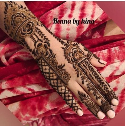 Finger Henna Designs, मेहंद�ी डिजाइन, Rose Mehndi Designs, Simple Mehndi Designs Fingers, Engagement Mehndi Designs, Full Mehndi Designs, Latest Bridal Mehndi Designs, Mehndi Designs Front Hand, Full Hand Mehndi Designs