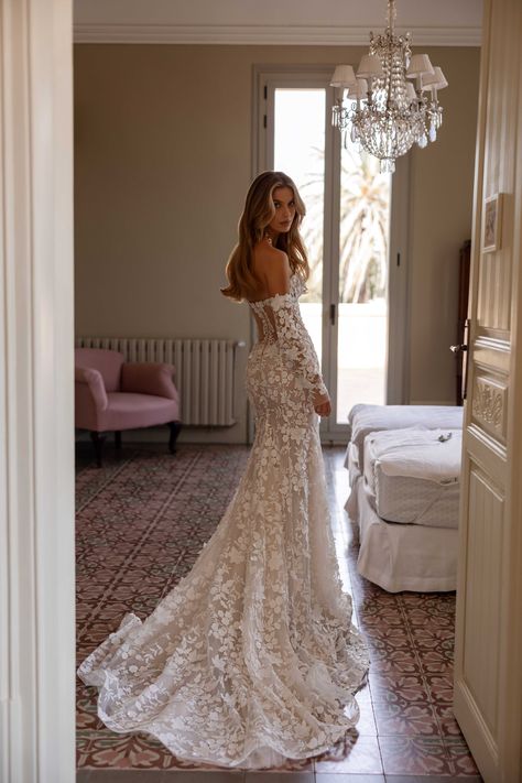 Scoop Neck Wedding Dress, Italy Wedding Dress, Sukienki Maksi, Slip Wedding Dress, Fairy Wedding Dress, Wedding Dress Gallery, Classy Wedding Dress, Beach Wedding Dress Boho, Pretty Wedding Dresses