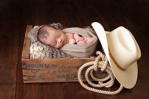 Cowboy Newborn Photography Boy Newborn Pictures, Newborn Cowboy, Baby Boy Newborn Pictures, Baby Boy Newborn Photography, Foto Newborn, Newborn Photography Boy, Cowboy Baby Shower, Baby Pictures Newborn, Baby Boy Pictures