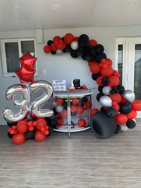 Red And Black Birthday Decorations Men, Black And Red Balloon Garland, Red And Black Balloon Arch, Labor Day Decorations, Manly Party Decorations, 12th Birthday Party Ideas, 30th Birthday Men, Red Birthday Party, 32nd Birthday