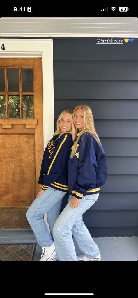 College Hockey Game Outfit, University Of Michigan Game Day Outfit, Umich Outfits, Umich Tailgate, Umich Game Day Outfit, Michigan Game Day Outfit, Umich Gameday, Michigan Outfit, Michigan Game Day