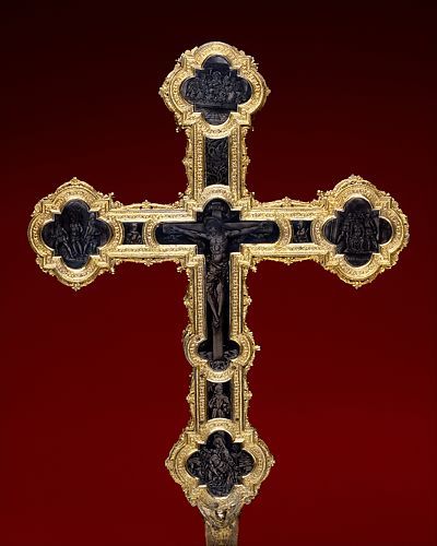 Catholic Relics, Tattoo Cross, Duomo Milano, Gold Arm Band, Christian Symbols, Religious Cross, Holy Cross, Ancient Jewelry, Christian Cross