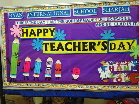 Happy teachers day board Teachers Day Display Board Decoration, Teachers Day Notice Board Ideas, Happy Teachers Day Decoration Ideas, Happy Teachers Day Happy Teachers Day Poster, Decoration For Teachers Day Celebration, Happy Teachers Day Board Decoration, Teachers Day Poster Handmade, Teacher Day Decoration Ideas, Teachers Day Decoration Ideas Stage