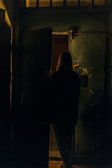 A woman standing in a doorway at night photo – Free Chernivtsi Image on Unsplash Doorway Reference, Standing In Doorway, Ring Painting, Collage Cutouts, Comic Reference, Filmmaking Cinematography, Creative Commons Images, Sunset Images, Naomi Scott