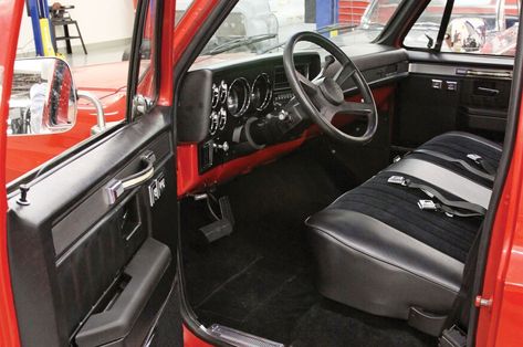 Revamping a 1985 C10 Silverado Interior with LMC Truck 1985 Chevy Truck, Truck Chevy, Lmc Truck, 87 Chevy Truck, Best Pickup Truck, C10 Chevy Truck, C10 Trucks, Custom Chevy Trucks, Chevy Blazer