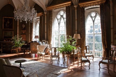 Awesome Floor to Ceiling Windows Nottingham Cottage, Irish Country House, Stile Harry Potter, Irish Country, Castles Interior, Ireland Homes, Floor To Ceiling, Paris Apartments, English Country House