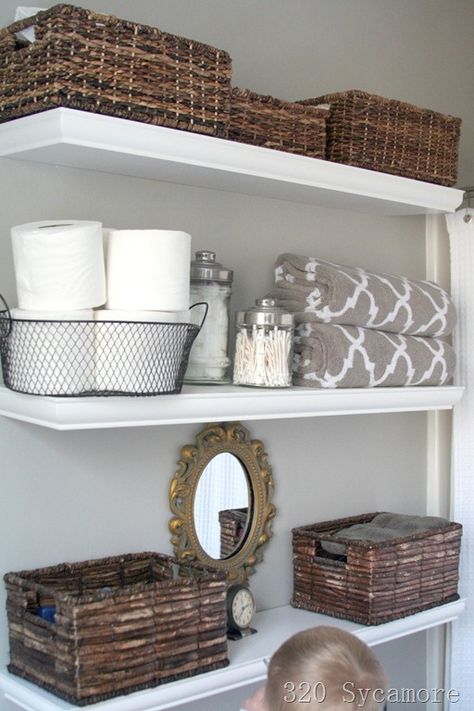 Since you want your small bathroom to look more open, opt for open shelving for the essentials that display nicely. Bad Inspiration, Ideas Para Organizar, Diy Casa, Pinterest Home, Bathroom Renos, Bathroom Shelves, Kids' Bathroom, Beautiful Bathrooms, Bathroom Organization