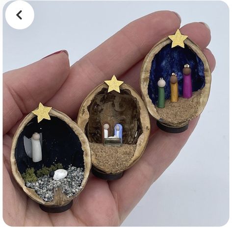 Walnut Shell Nativity, Walnut Shell Crafts, Nativity Stable, Shell Decorations, Walnut Shell, Christmas Nativity Scene, Three Wise Men, Handmade Christmas Decorations, Clay Figures