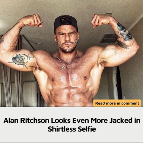 Alan Ritchson Muscle, Alan Ritchson, Graphic Shapes Design, Graphic Shapes, Shapes Design, Muscle Men, Hulk, Quick Saves, Design