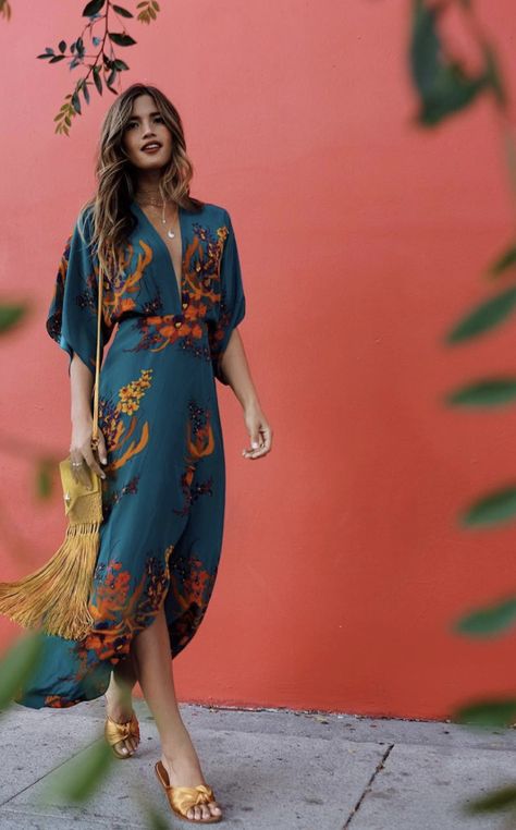 Vetement Hippie Chic, Winter Wedding Outfits, Rocky Barnes, Tropical Prints, Wedding Guest Outfit Summer, Dresses 2024, Elegantes Outfit, Guest Outfit, Outfit Summer