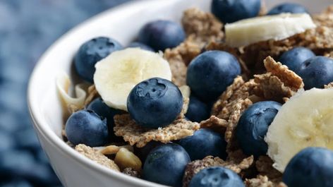 The #1 Best Snack to Reduce Inflammation, Says Dietitian Colon Cleanse Diet, Clean Colon, Colon Cleanse Recipe, Colon Cleansing, Good Carbs, Overnight Oat, Natural Colon Cleanse, High Fiber Foods, Good Foods To Eat