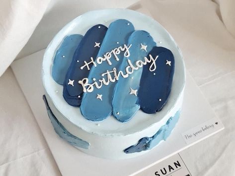 Bakery Xmas Pastel Blue Cake Birthday, Banto Cake Design, Blue Birthday Cake Aesthetic, Simple Blue Birthday Cake, Blue Minimalist Cake, Blue Bento Cake, Blue Cake Designs Birthday, Blue Star Cake, Blue Themed Cake