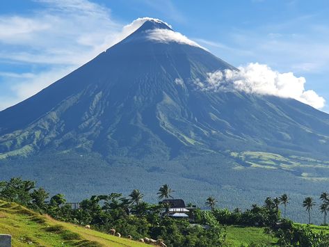 Mt Mayon, Pretty Wallpapers, Bts Jungkook, Wallpaper Backgrounds, Philippines, Phone Wallpaper, Wallpapers, Bts, On Instagram