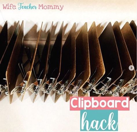 Dollar Tree Classroom, Clipboard Crafts, Binder Storage, Clipboard Decorating, Clipboard Storage, Classroom Organization Elementary, Clever Classroom, Teacher Must Haves, Marker Storage