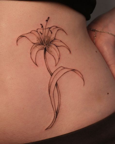 Lily for Jay 𖤣.𖥧.𖡼.⚘ Took 1 hour @inkpress.studio #lilytattoo#stargazerlily#lilytattoos#fineline#blackwork#floraltattoo#lineworktattoo#sftattoo#sftattooartist#bayareatattoo Orange Lily Tattoo, Tigerlily Tattoo, Tiger Lily Tattoo, Tiger Lily Tattoos, Lily Tattoo Design, Branch Tattoo, Dream Things, Lily Tattoo, Tiger Lily