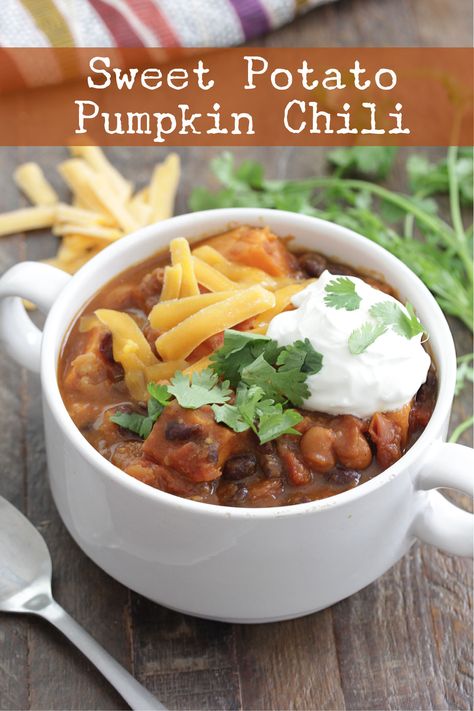 Sweet Potato Pumpkin Chili - Eat. Drink. Love. Pumpkin Sweet Potato Chili, Sweet Potato Chilli, Sweet Potato Pumpkin, Pumpkin Sweet Potato, Potato Chili, Favorite Chili Recipe, Banana Split Dessert, Pumpkin Chili, Loaded Sweet Potato