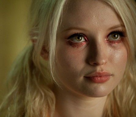 Babydoll Makeup, Babydoll Sucker Punch, 90s Grunge Hair, Emily Browning, Emily B, Sucker Punch, Famous Women, Grunge Hair, Browning