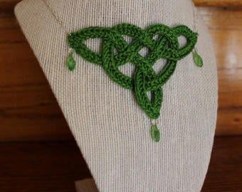 Crochet Patterns with Celtic Knots by CelticKnotCrochet on Etsy Celtic Knot Crochet, Celtic Knot Bracelet, Celtic Shamrock, Crochet Necklace Pattern, Celtic Knot Necklace, Celtic Necklace, Celtic Patterns, Dmc Embroidery Floss, Beautiful Cities