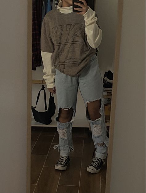 tags— winter comfy outfit fit ripped jeans mom jeans white crewneck converse oversized shirt Light Wash Ripped Jeans Outfit, Ripped Jeans Outfit Aesthetic, Ripped Jeans Aesthetic, October Fits, Baggy Tshirt Outfit, Winter Comfy Outfits, Light Wash Jeans Outfit, Baggy Tshirt, Light Wash Ripped Jeans